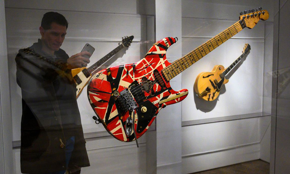 Eddie's infamous Frankie 2 hanging in the Smithsonian.
